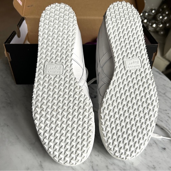 Onitsuka Tiger Limited Edition White Custom Sneakers Womens size 7 NWT - Picture 6 of 10